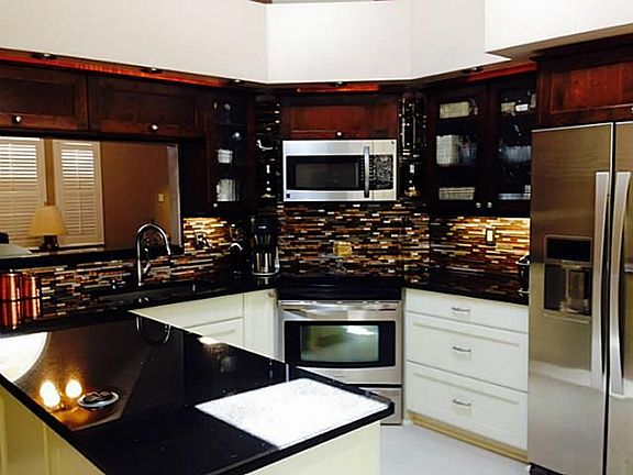 4th image of 2305 Cuesta Ln