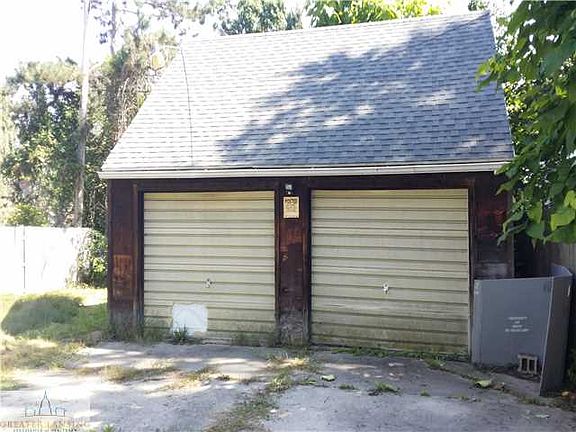 3rd image of 3224 Westmont Ave