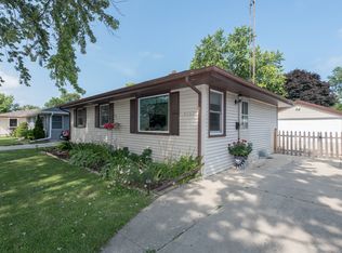 8243 25th Ave, Kenosha, WI 53143