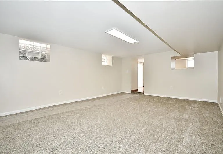 3743 Brownsville Rd — Photo 10