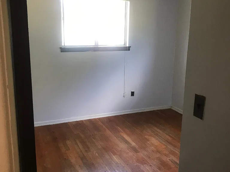 62 Western Dr — Photo 5