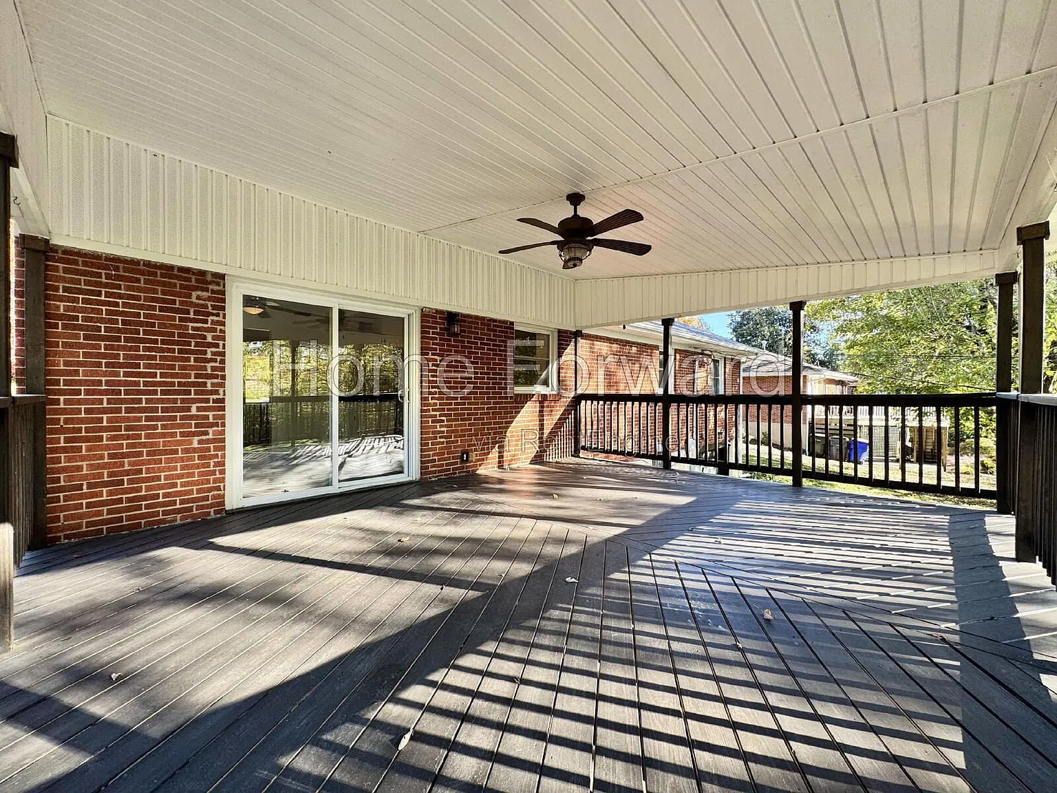 4 bed, 2.0 bath, 2274 sqft, $2,200 — Photo 4