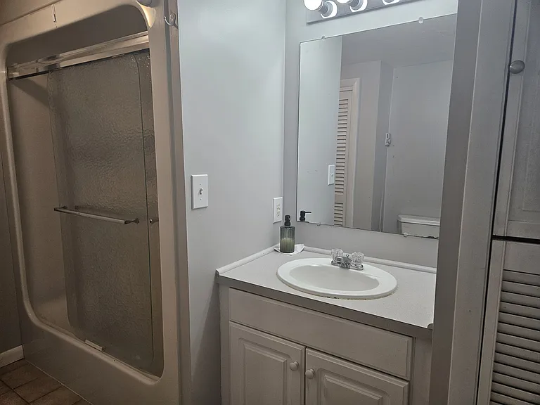 167 W Main St #1 — Photo 12