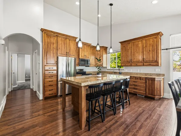 665 Riverwalk Dr, American Fork, UT 84003
