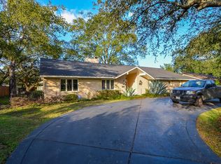 5698 Bayou Glen Rd, Houston, TX 77056