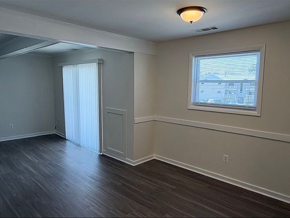 2nd image of 11 Warren Lodge Ct APT 1A