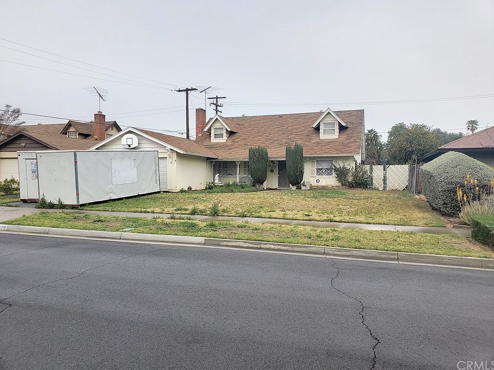 2nd image of 7979 Los Arboles Pl