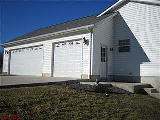 3rd image of 171 Casmer Dr