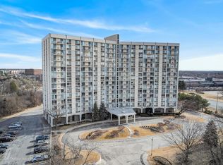 40 N Tower Rd Suite 2-F, Oak Brook, IL 60523