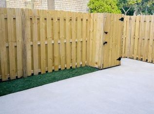 31 Lake Arbor Dr, Palm Springs, FL 33461