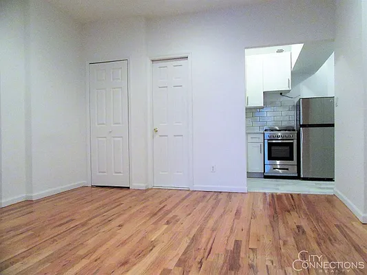 Rented by City Connections Realty | media 18