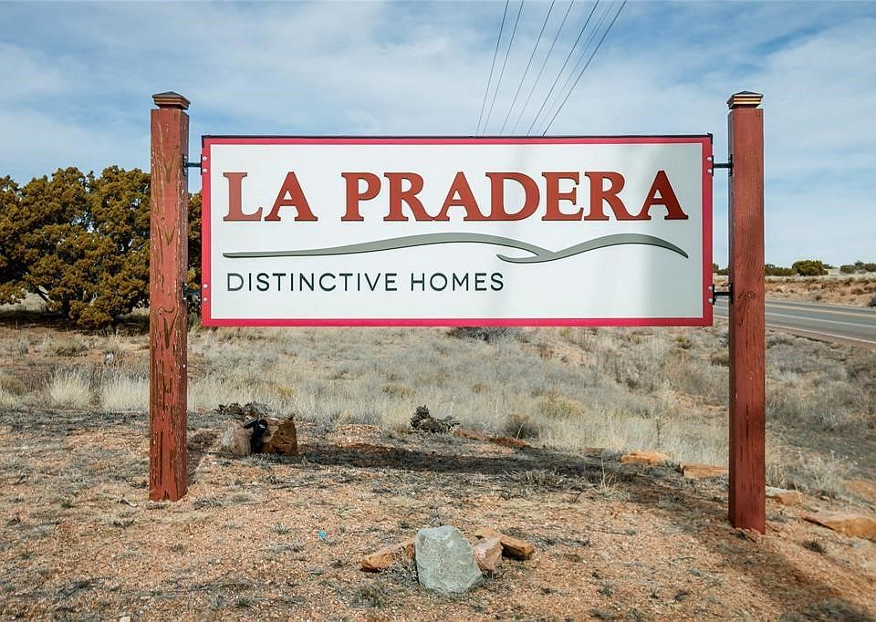 1st image of 21 La Pradera