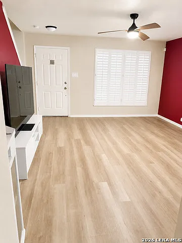3 bed, 2.5 bath, 1431 sqft, $1,750 — Photo 4