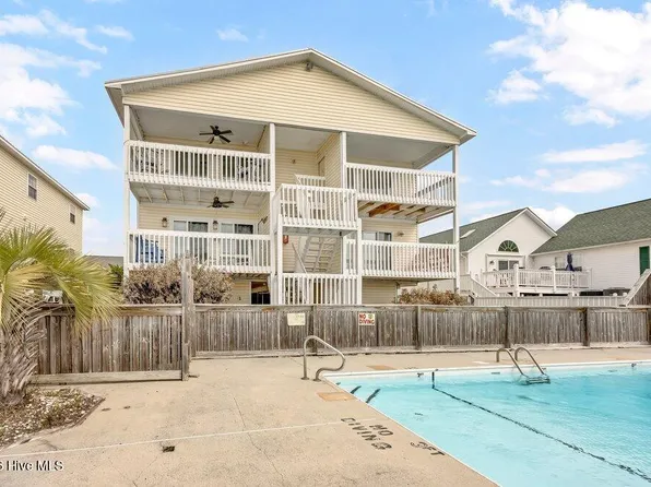 215 Atlanta Avenue Apt 3c, Carolina Beach, NC 28428