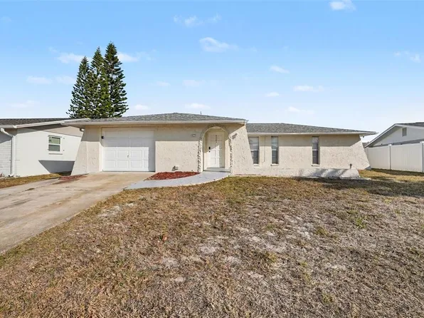 7321 Rosarian Dr, Port Richey, FL 34668