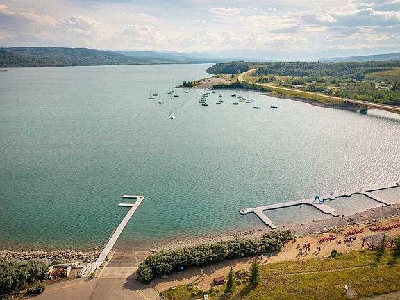 4th image of 602 Cottageclub Bnd
