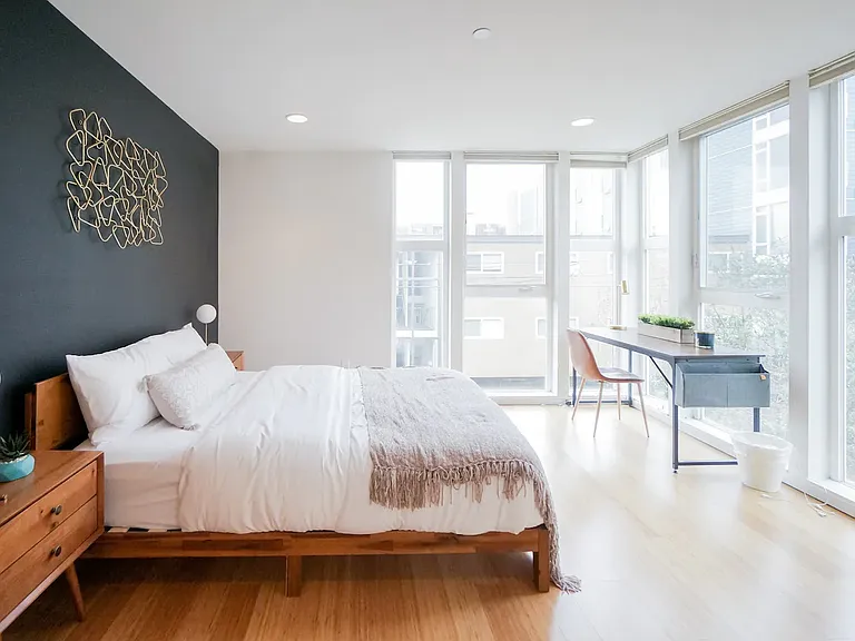 411 Summit Ave E #A — Photo 33