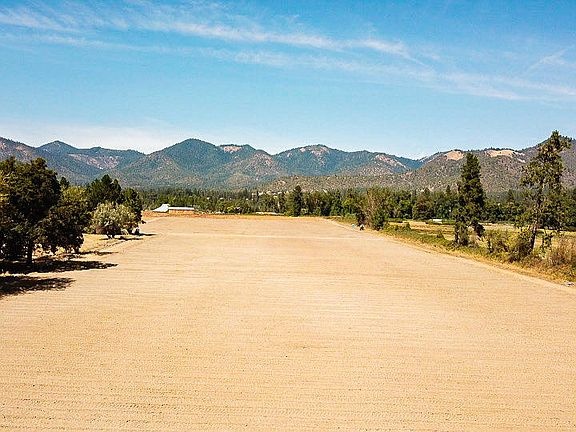 3rd image of 14390 Highway 238