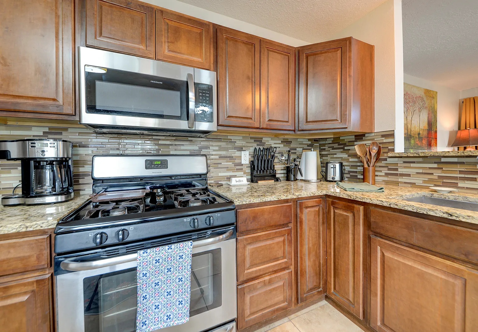 3 bed, $2,600 — Photo 3
