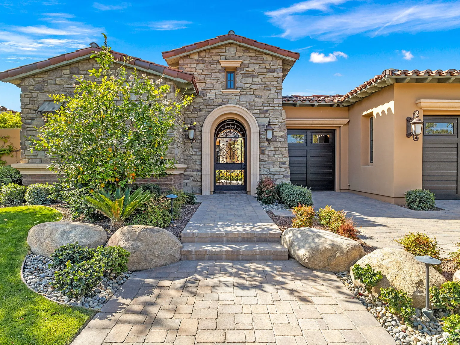 4 bed, 3766 sqft, $35,000 — Photo 3