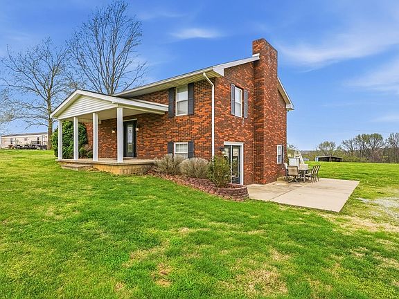 2nd image of 42 Sebree Slaughters Rd