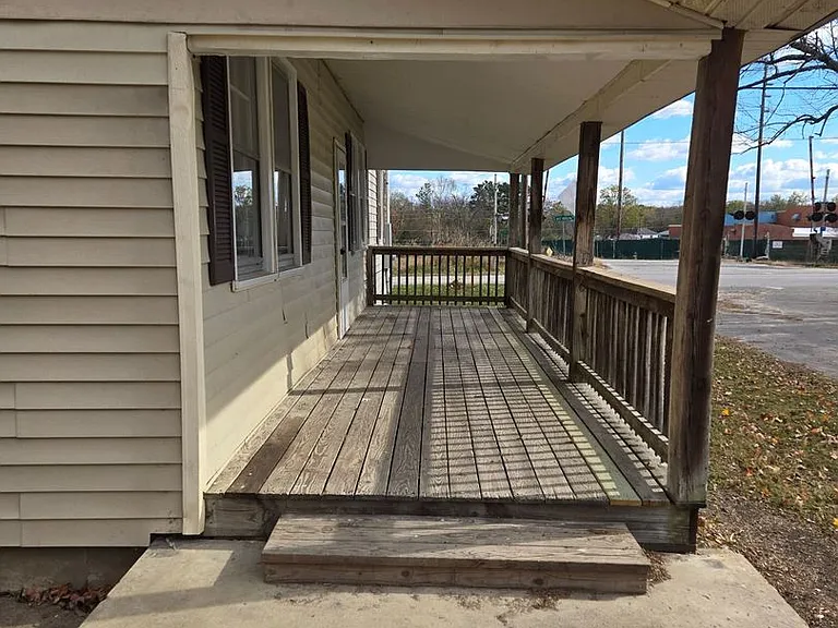 1401 Old Norlina Rd — Photo 31