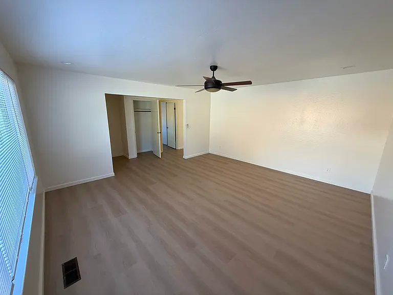 4561 Heyer Ave — Photo 7