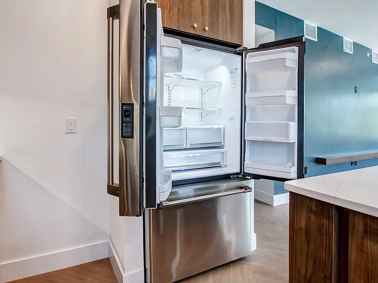 410 W University Ave #302 — Photo 13