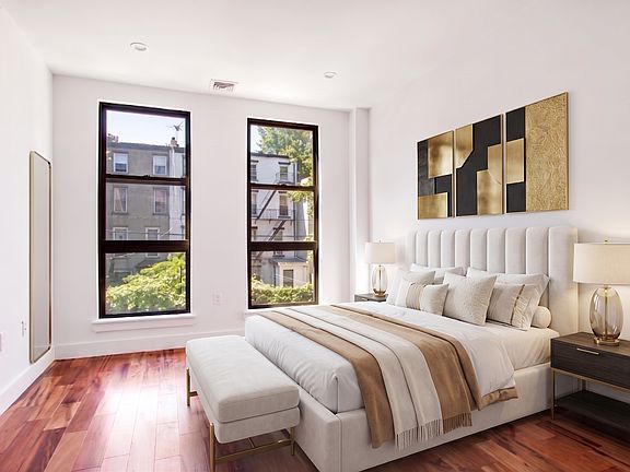 2nd image of 626 Monroe St #3