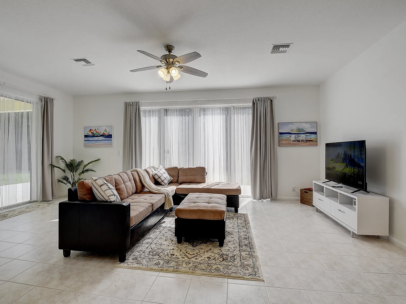 3 bed, $7,995 — Photo 2