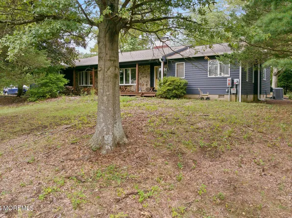 95 Holmes Mill Road, Upper Freehold, NJ 08501