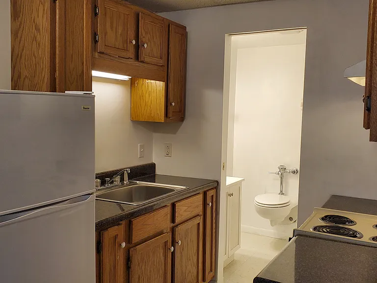 Allenwood Dr — Photo 5