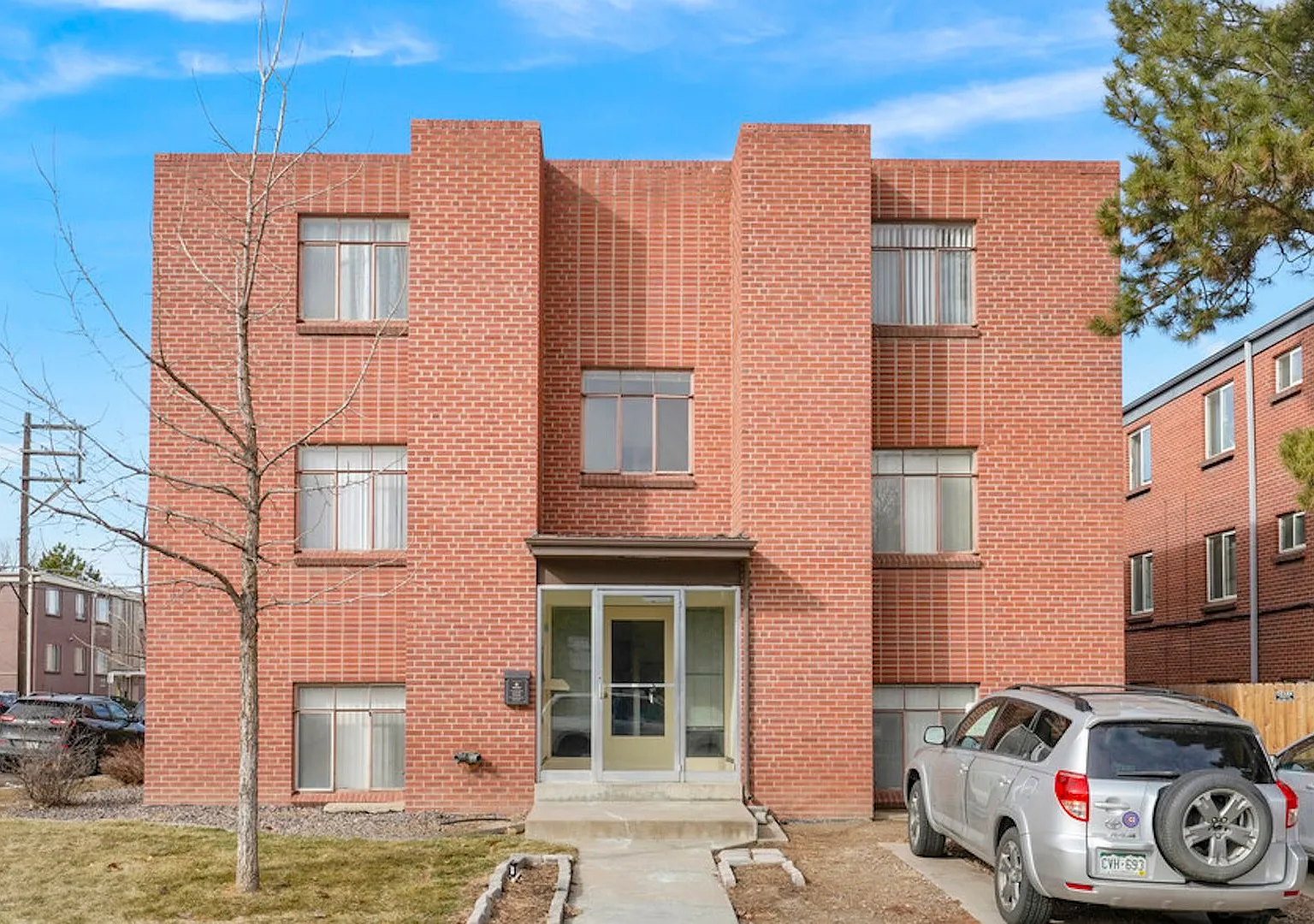 Dahlia Apartments in Hale neighborhood — Photo 1