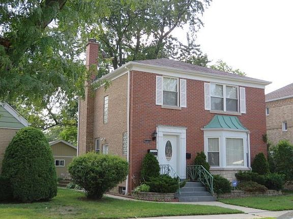 3rd image of 8251 Lowell Ave