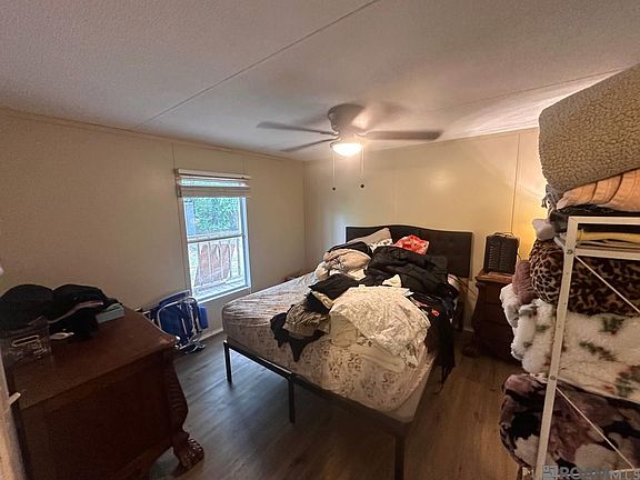 2nd image of 296 Julian King Rd