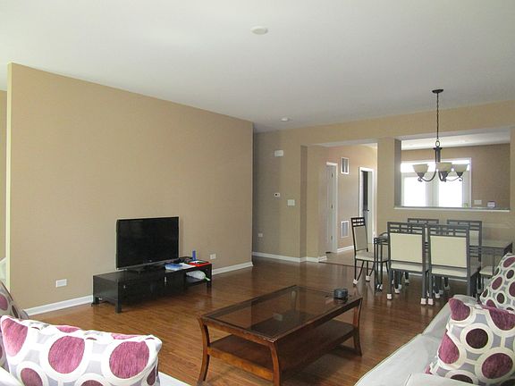2nd image of 2105 S Montague Blvd #2105