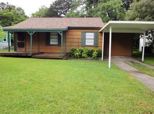 648 Kyle St, Angleton, TX 77515