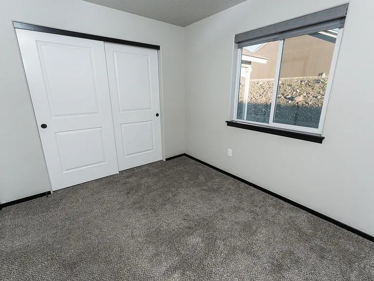 448 Cardinal Pl — Photo 8
