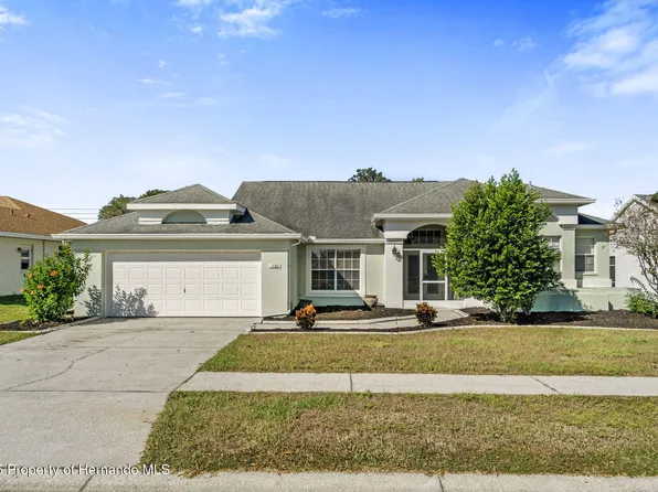 1339 Overland Dr, Spring Hill, FL 34608