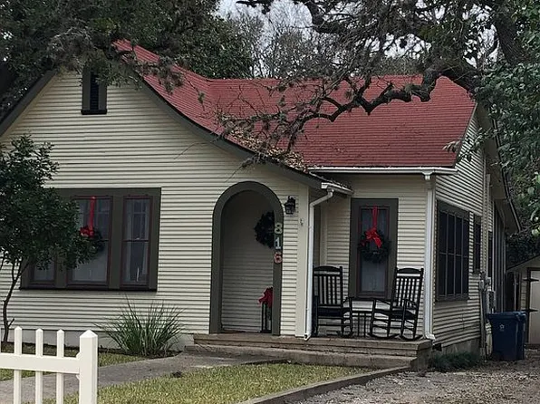 816 Wheless Ave, Kerrville, TX 78028