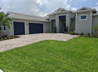 8260 Redonda Loop, Bradenton, FL 34202