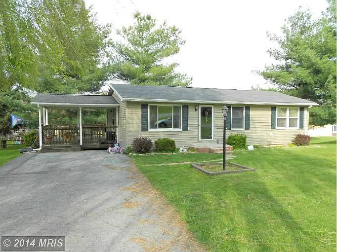 8287 Thames Ct photo 1