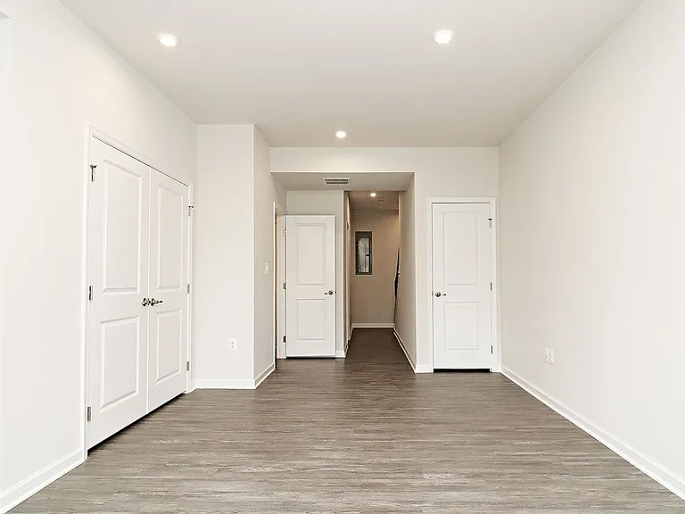 2083 Elm Tree Ct — Photo 15