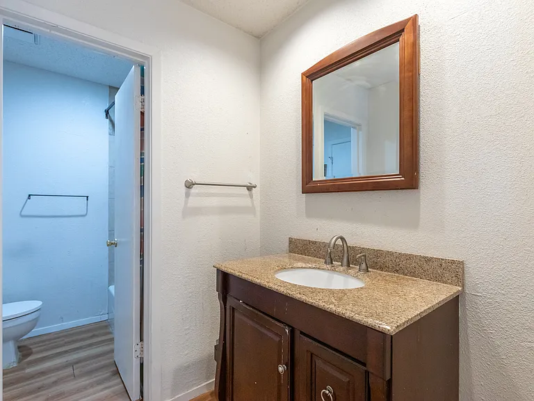 1310 Westheimer Rd #210 — Photo 28