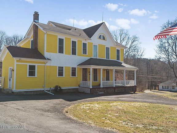 2nd image of 307 Lily Lake Rd