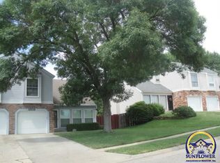 2518 SW 30th St, Topeka, KS 66611