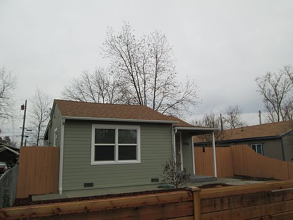 3rd image of 3309 21st Ave