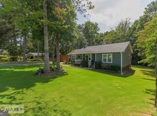 2674 Sardis Dr, Buford, GA 30519