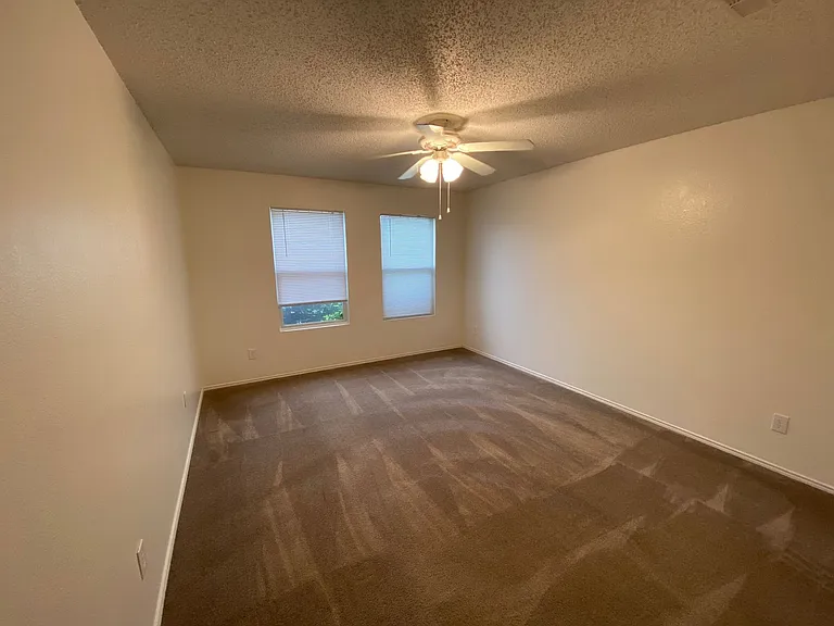 5413 Emmeryville Ln — Photo 12