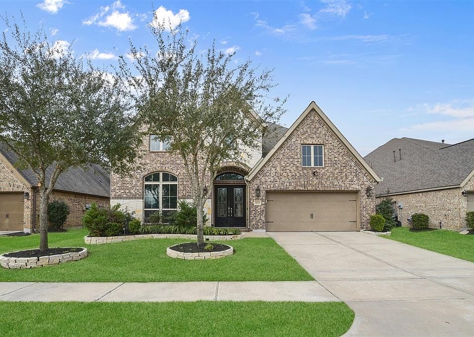 1st image of 9223 Holloway Cliff Lane